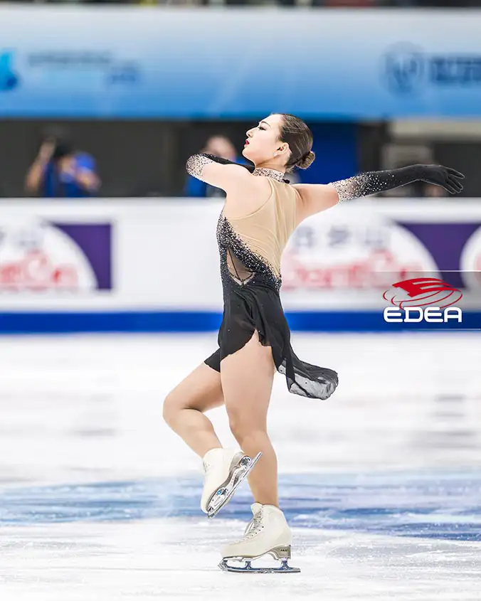 Ice Gallery Skates U.S.